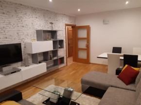 Slnečný 2 izbový byt 10 min. od centra mesta Banská Bystrica